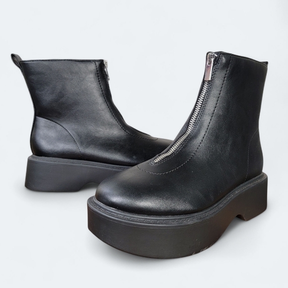 Black Ankle Boots with Zipper - Picture 1 of 12
